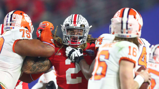 Chase Young Held Clemson © Mark J. Rebilas-USA TODAY Sports